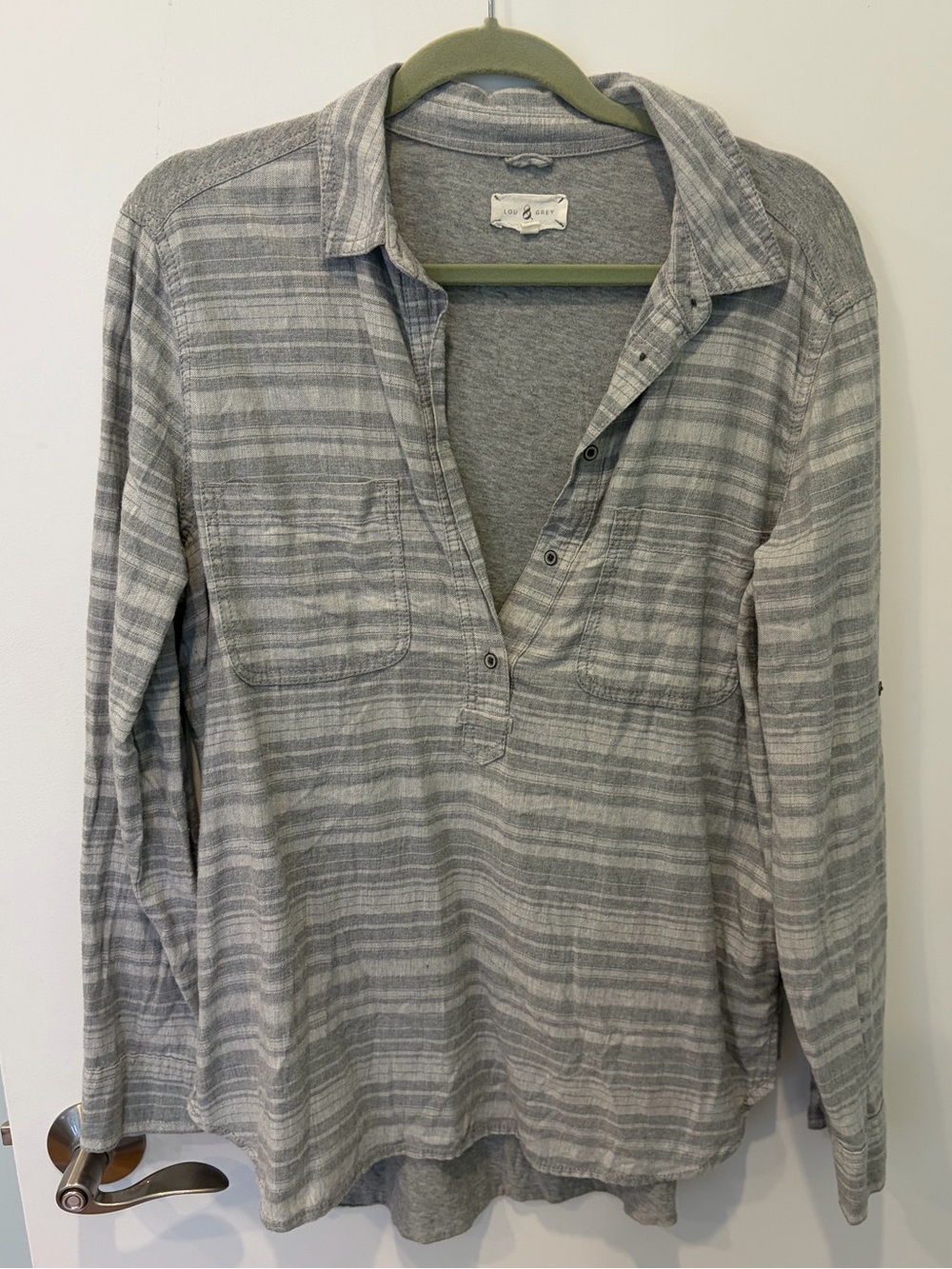 Lou & Grey Gray Striped Button-Front Long Sleeve Shirt